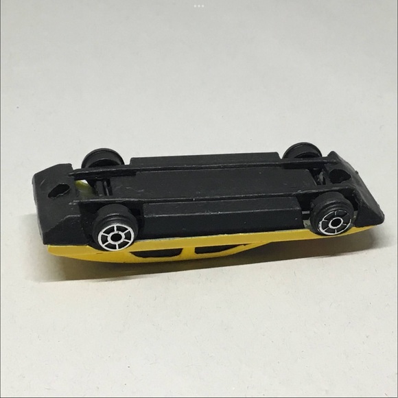 Vintage 1970s Cougar/Cat Decal Matchbox Car - Picture 5 of 5